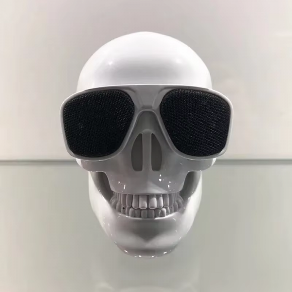 Skull Head Speaker Portable Mini Bluetooth-Compatible Wireless HD Stereo Speakers Skull Head Subwoofer Creative Home Ornament - Image 2